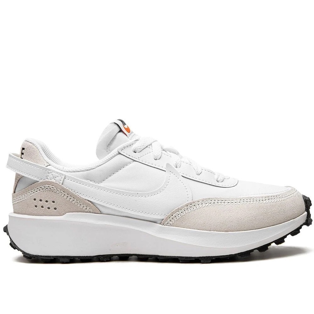 Nike women’s Waffle Debut